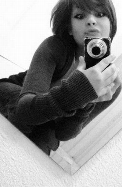 Duckfaces! Why Do People Do That? (100 pics)
