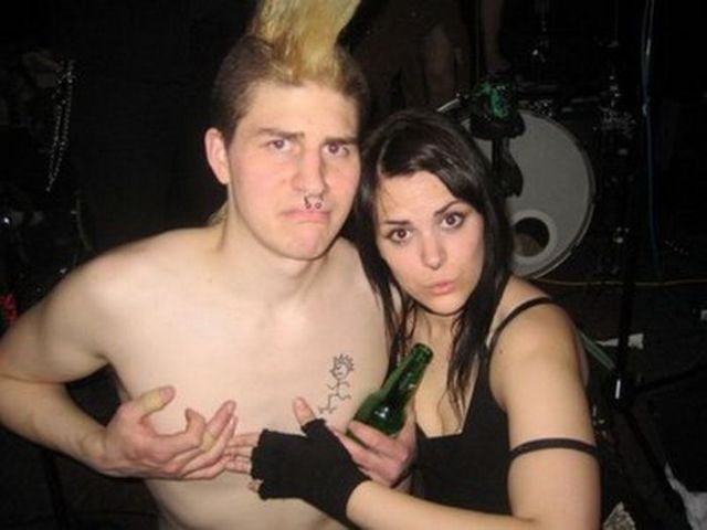 Duckfaces! Why Do People Do That? (100 pics)