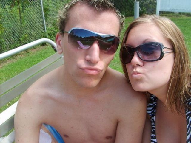Duckfaces! Why Do People Do That? (100 pics)