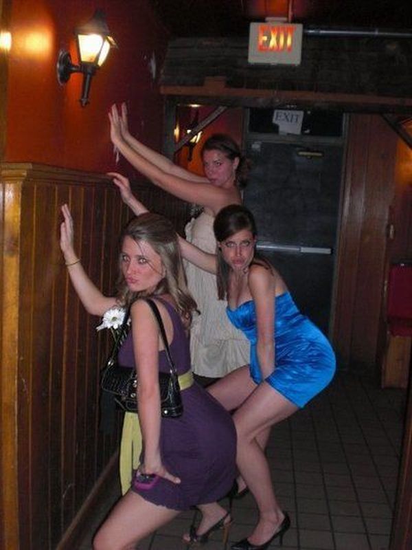 Duckfaces! Why Do People Do That? (100 pics)