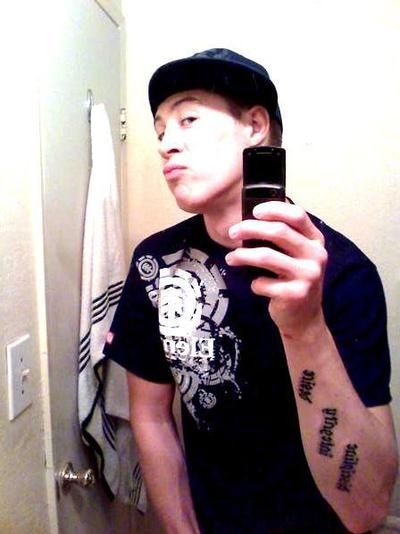 Duckfaces! Why Do People Do That? (100 pics)