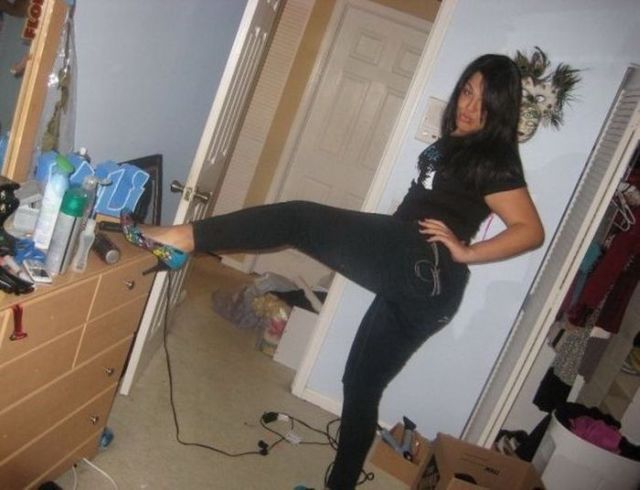 Duckfaces! Why Do People Do That? (100 pics)