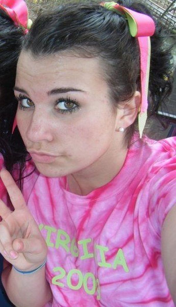 Duckfaces! Why Do People Do That? (100 pics)