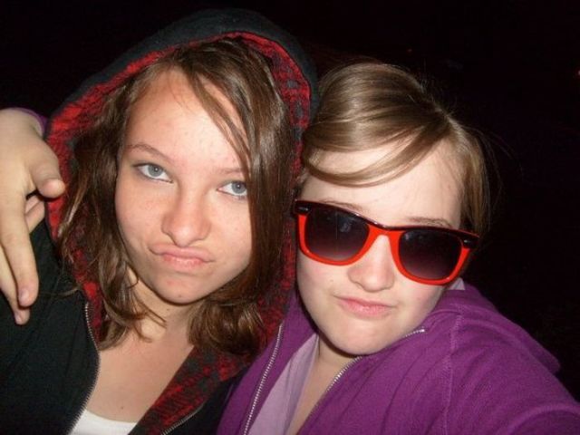 Duckfaces! Why Do People Do That? (100 pics)