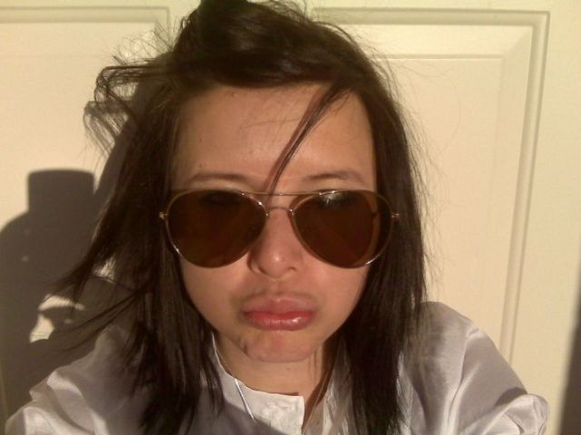 Duckfaces! Why Do People Do That? (100 pics)