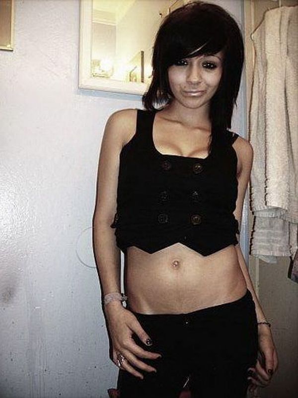 Duckfaces! Why Do People Do That? (100 pics)