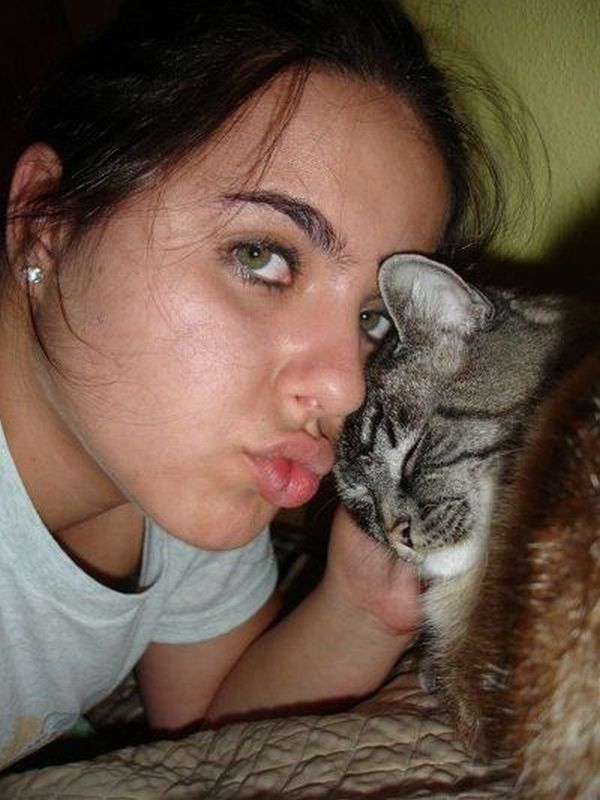 Duckfaces! Why Do People Do That? (100 pics)