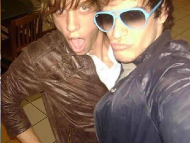 Duckfaces! Why Do People Do That? (100 pics)