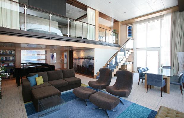 World’s Biggest Cruise Ship Ever (33 pics)