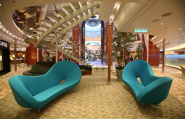 World’s Biggest Cruise Ship Ever (33 pics)