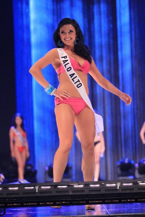 Miss California Bikini Contest (9 pics)