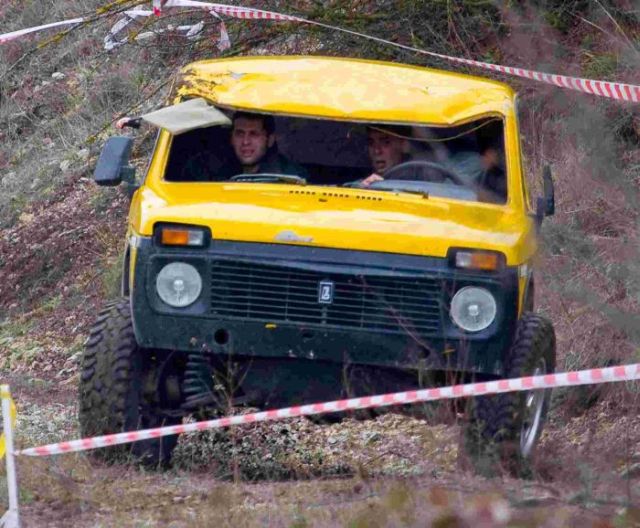 Rally Car Crash (6 pics)