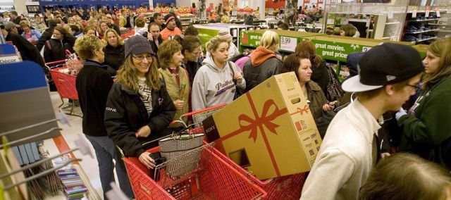 Black Friday Madness (41 pics)