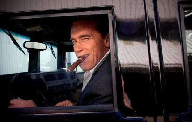 Famous Actors in Their Famous Roles (27 pics)
