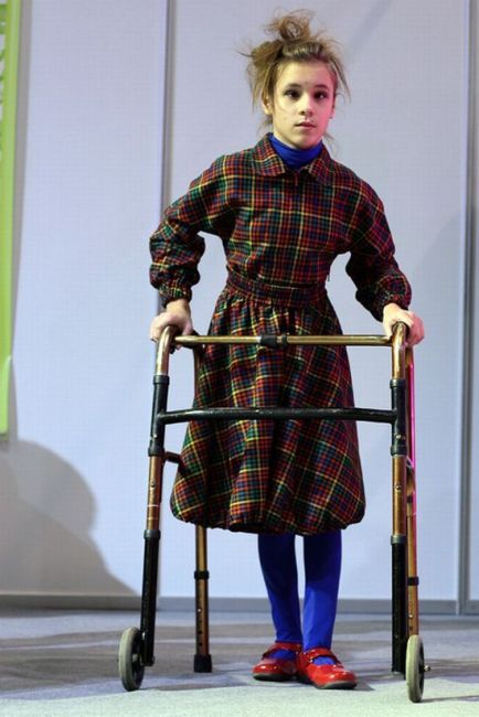 Russian Fashion Show for Disabled People (34 pics)