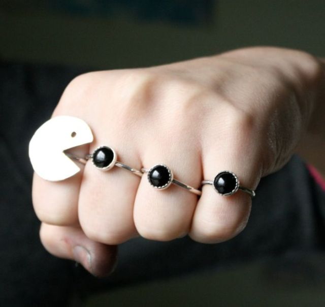 Pac Man Ring-Set and Pendant for the Fans (5 pics)