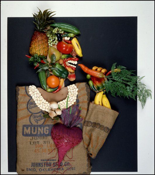 Fun with Fruits, Vegetables, Eggs and Other... (138 pics)
