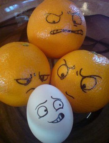 Fun with Fruits, Vegetables, Eggs and Other... (138 pics)