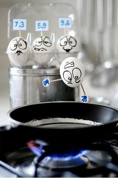 Fun with Fruits, Vegetables, Eggs and Other... (138 pics)