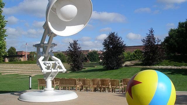 Inside Pixar Studio (45 pics) Inside Pixar Studio (45 pics)