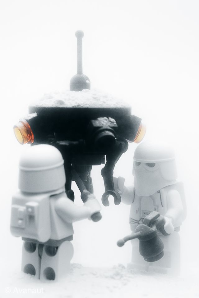Star Wars Characters on Hoth (10 pics)