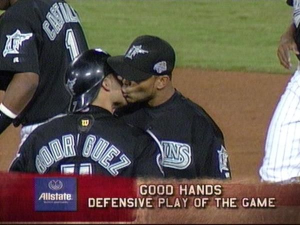 Impressive and Funny Moments in Sports. Part 2 (61 pics)