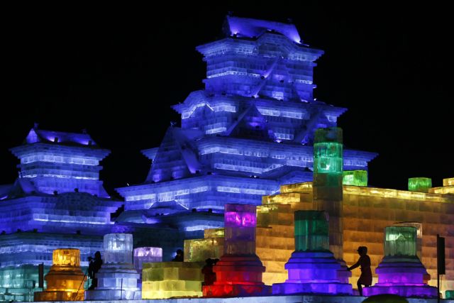 Amazing Ice and Snow Sculpture Festival (49 pics)