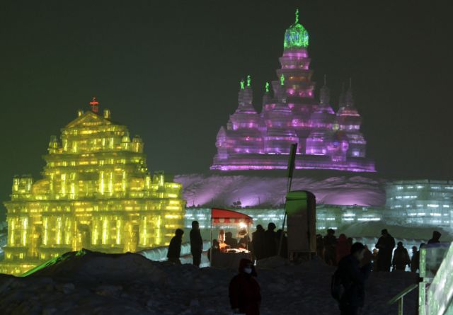 Amazing Ice and Snow Sculpture Festival (49 pics)