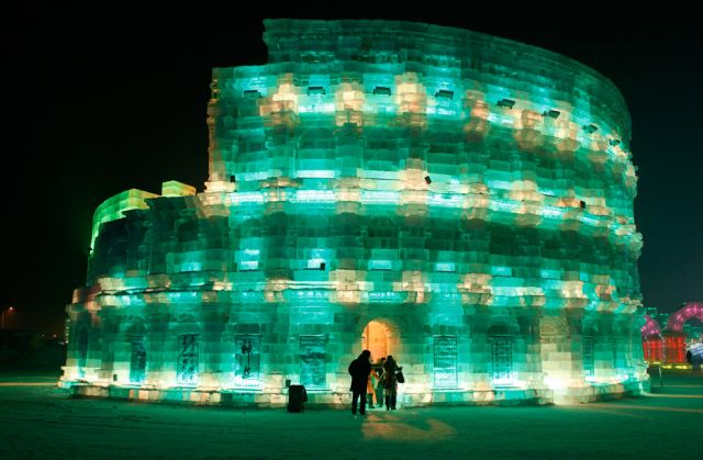 Amazing Ice and Snow Sculpture Festival (49 pics)
