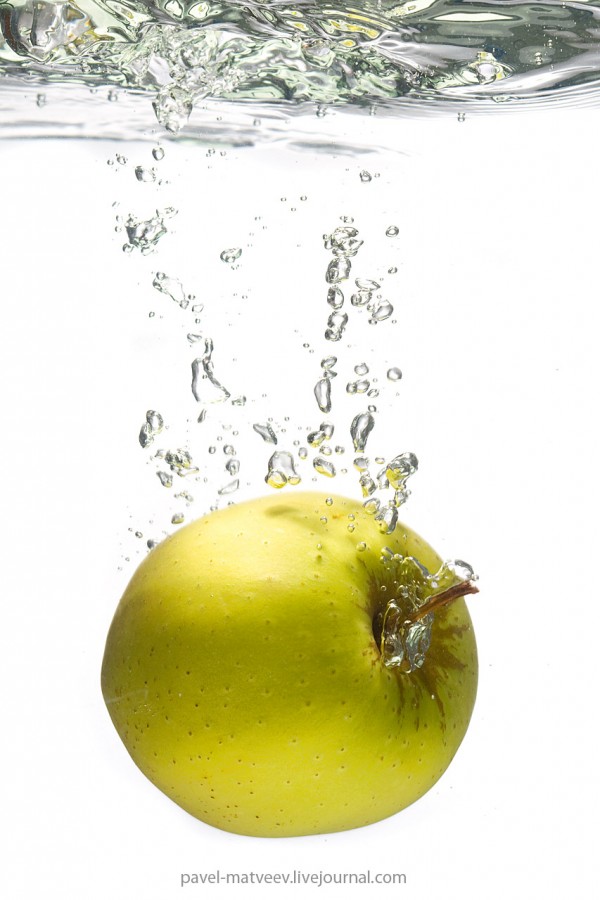 Fruits and Water (19 pics)