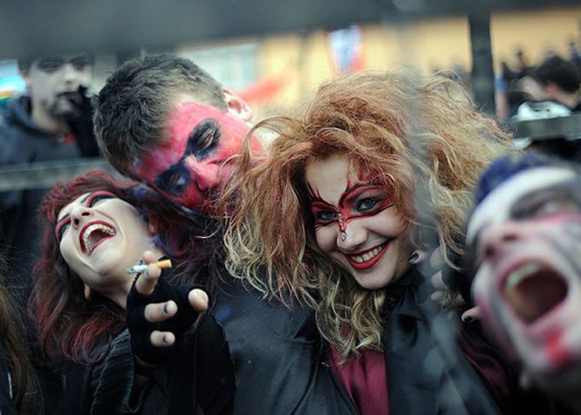 Rio De Janeiro New Year Carnival (17 pics)