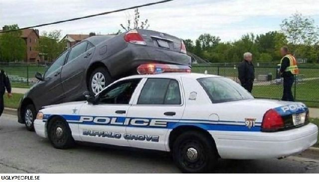 Cops’ Fails (70 pics)