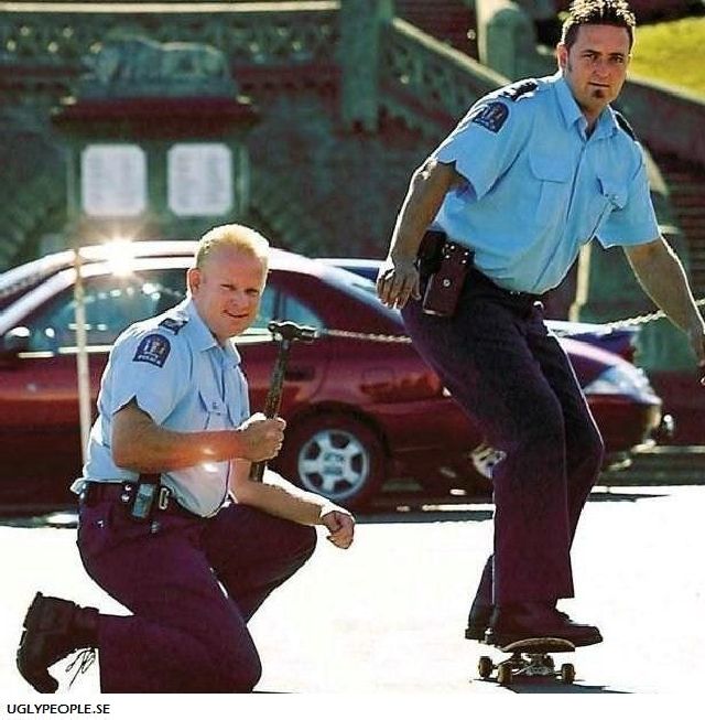 Cops’ Fails (70 pics)