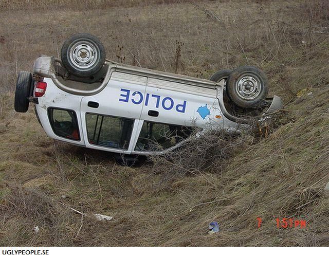 Cops’ Fails (70 pics)