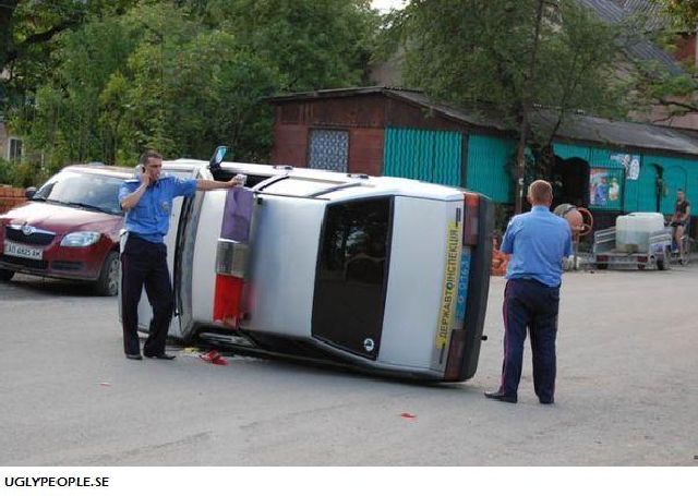 Cops’ Fails (70 pics)