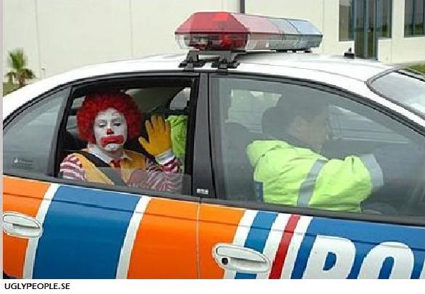 Cops’ Fails (70 pics)