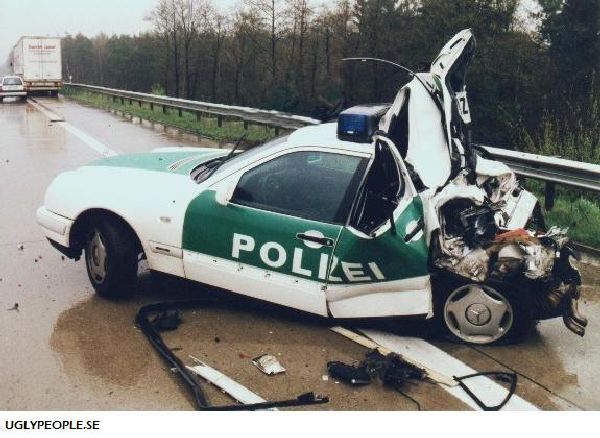 Cops’ Fails (70 pics)