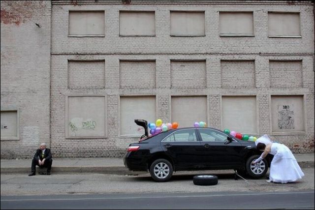 Amusing Wedding Photo Project (18 pics)