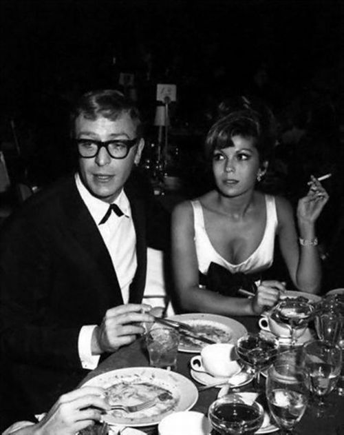 Rare Photographs of Celebrities (125 pics)