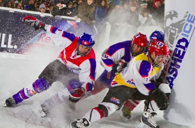 Red Bull Crashed Ice 2010 (27 pics)