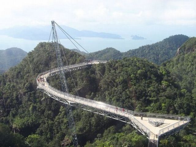 The Sky Bridge of Malaysia (20 pics)