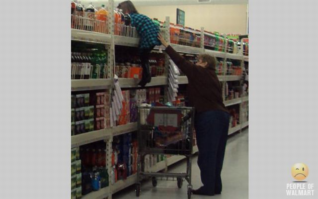 More Walmart People (117 pics)