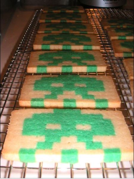 Learn Making Space Invaders Cookies with Fun (13 pics)