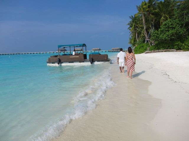 Social Networking Leads To Love (29 pics)
