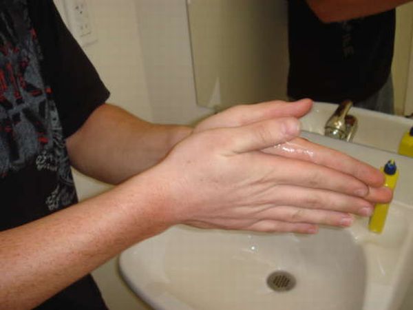 One Way to Shave (23 pics)