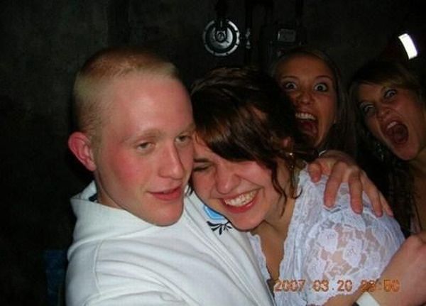 Photobombs Of Girls (46 pics)