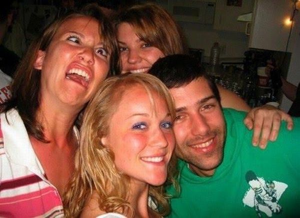 Photobombs Of Girls (46 pics)