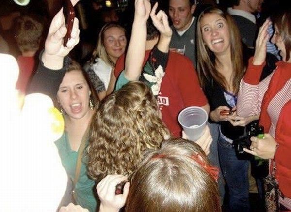 Photobombs Of Girls (46 pics)