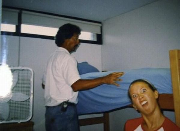 Photobombs Of Girls (46 pics)
