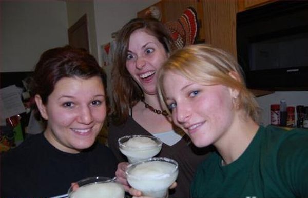 Photobombs Of Girls (46 pics)